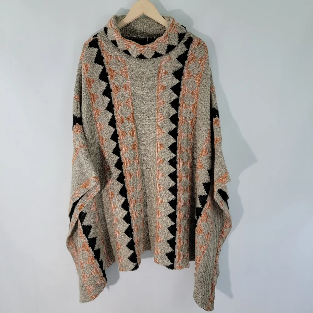 YOUNG THREADS NY Women's Gray/Black/Orange Fall/Winter Poncho Size 1X Tribal - Picture 8 of 8